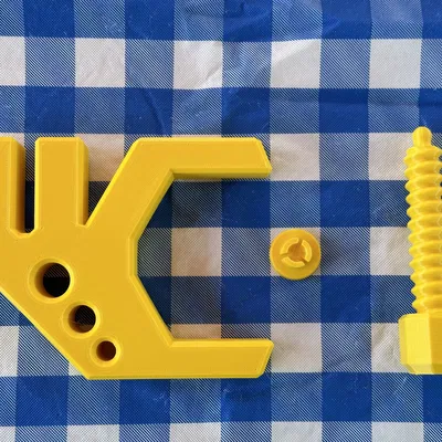 Kẹp Cắm Trại Đa Năng