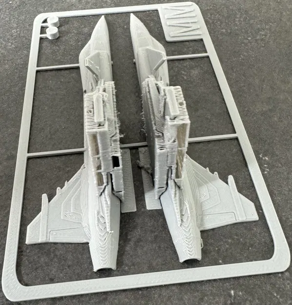 Mô hình Saab JAS-39 Gripen dạng kit card - Image 4