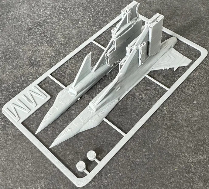 Mô hình Saab JAS-39 Gripen dạng kit card - Image 6