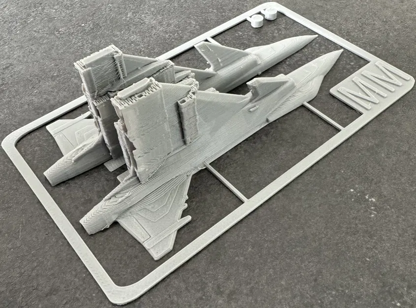 Mô hình Saab JAS-39 Gripen dạng kit card - Image 7