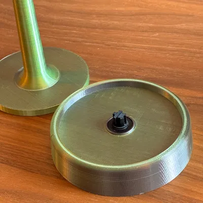 Con quay cuộn len có chốt trục quay cứng hơn