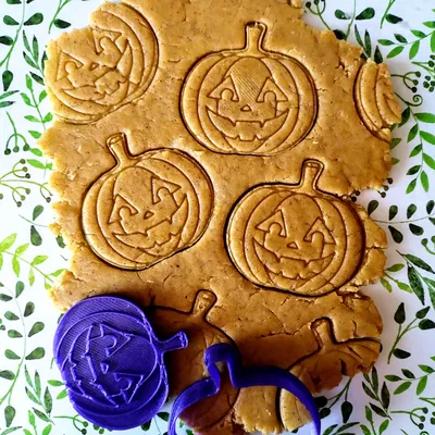 Khuôn Cắt Bánh Quy và Con Dấu Quả Bí Ngô Halloween