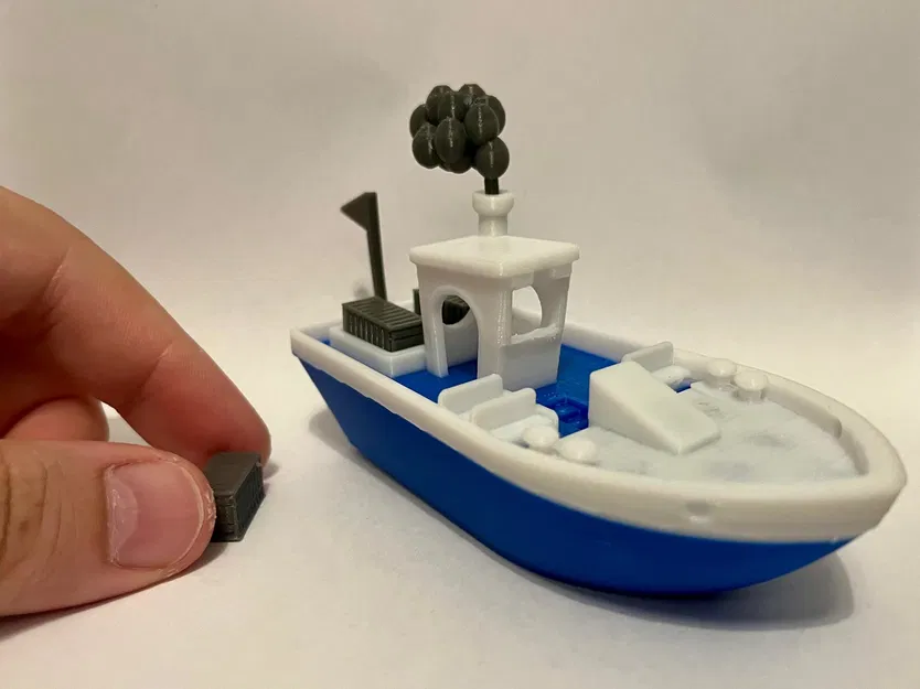 Chiếc Benchy Nổi Ổn Định Có Hàng, Khói Và Cờ (Phiên Bản Đa Sắc Màu) - Image 3