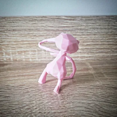 Mew - low poly (pokemon)