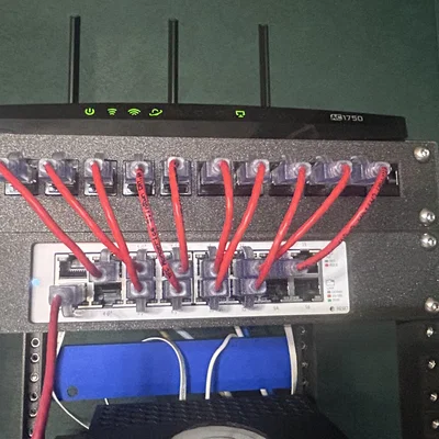 Giá đỡ rack nửa 10 inch cho Ubiquiti Switch Lite 16 PoE