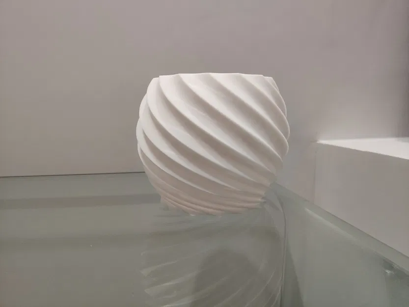 Chậu Cây Xoắn Ốc - Spiral Planter - Image 1