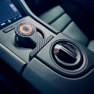 Giá Đỡ Điện Thoại Porsche Taycan