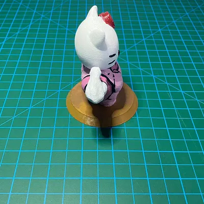 Hello Kitty cơ bắp