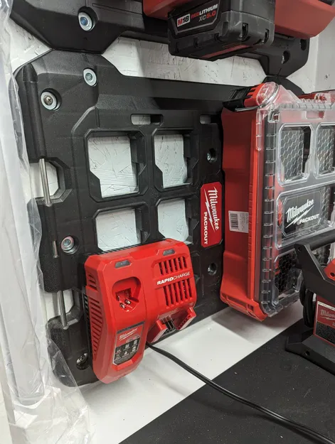 Giá Treo Sạc Nhanh Milwaukee Packout - Image 2