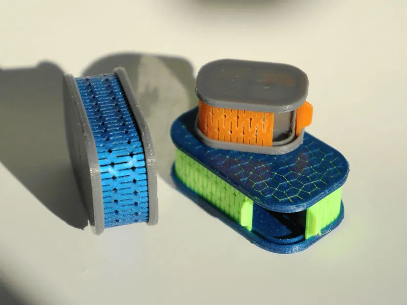 Hộp Đựng Thuốc Nắp Cuộn - Image 1