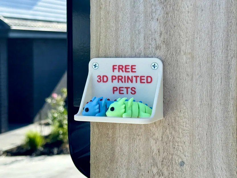 Kệ Chó Mèo Mini - Miễn Phí - Image 1