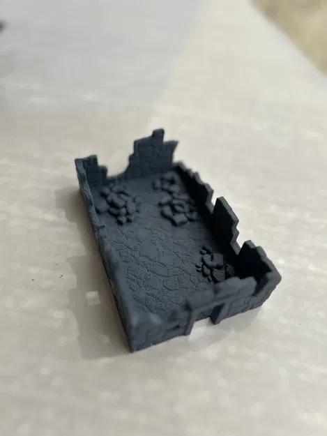 Ngôi Nhà Nhỏ Bị Tàn Phá - Image 2