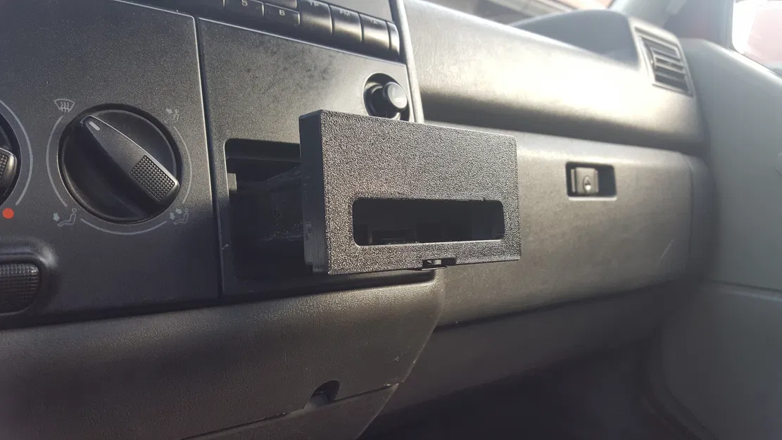 Nắp gạt tàn xe VW T4 (model gần đây) - Image 1