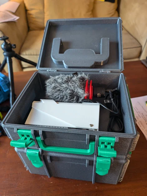 Vỏ Mevo Start "Cold Case" có sẵn cold shoe - Image 5