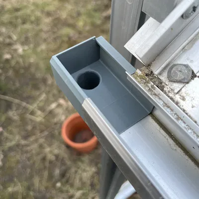 Đầu nối ống nước máng xối nhà kính