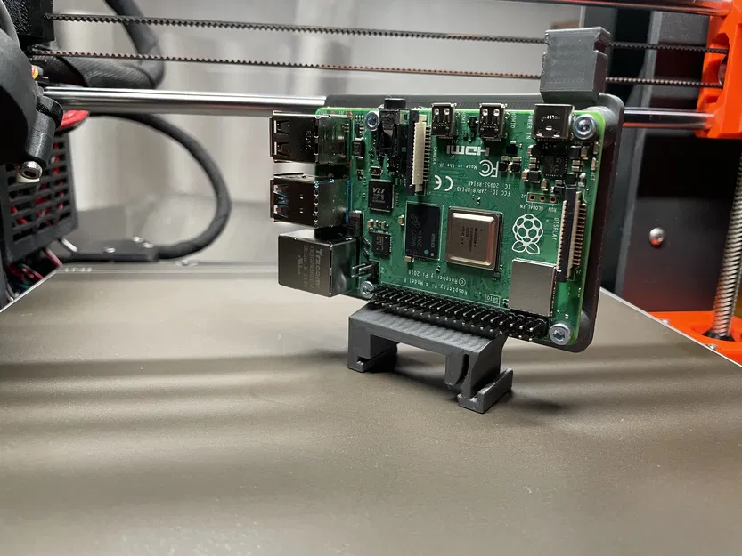 Giá Treo DIN Rail Cho Raspberry Pi 4 / Pi 5 Có Ren Tán Rút M3 - Image 1