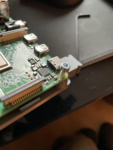 Giá Treo DIN Rail Cho Raspberry Pi 4 / Pi 5 Có Ren Tán Rút M3 - Image 5