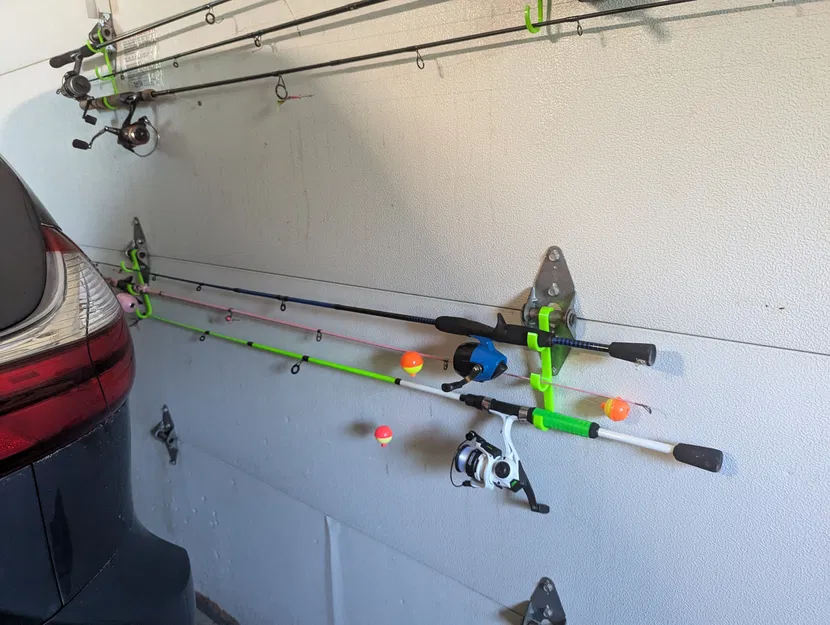 Giá Treo Cần Câu Cho Cửa Garage - Image 1