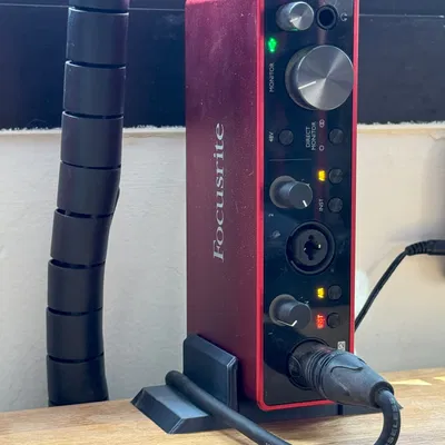 Chân Đế Đứng Cho Focusrite Scarlett 2i2