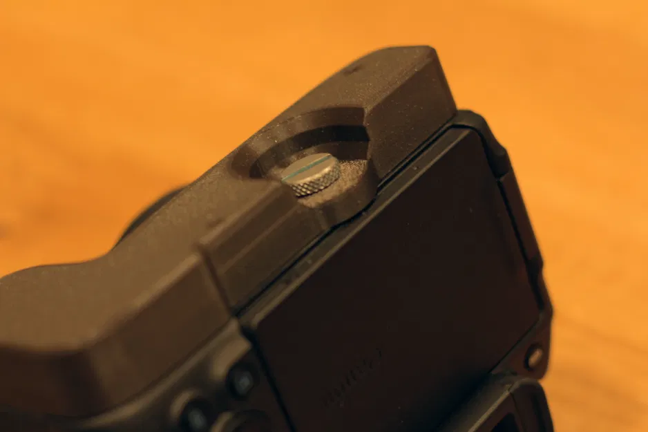 Báng cầm mở rộng - Canon R8 - Image 6