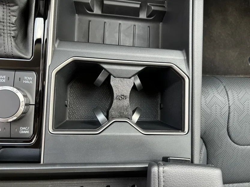 Đệm Giữ Cốc Xe Toyota Tundra 2022+ - Image 1