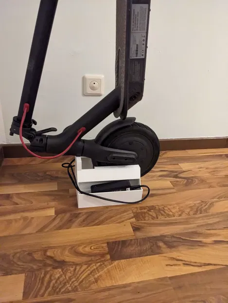 Chân đế cho Xe Scooter Xiaomi m365 - Image 1