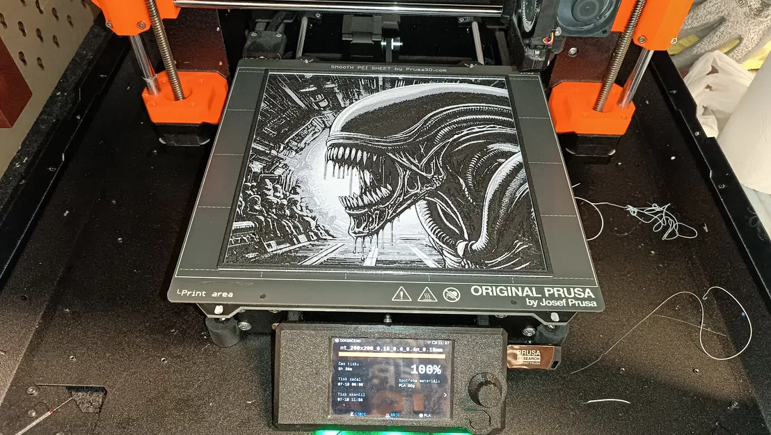 Người Lạ - HueForge - Image 3