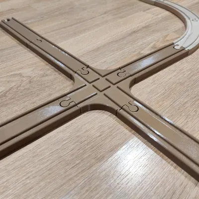 Đường ray kiểu Brio