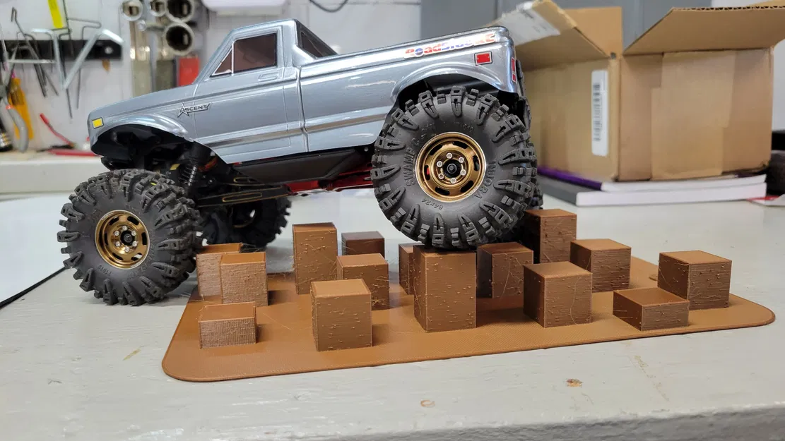 Chướng ngại vật RC Crawler #8 - Mấy Hộp Giấy - Image 1