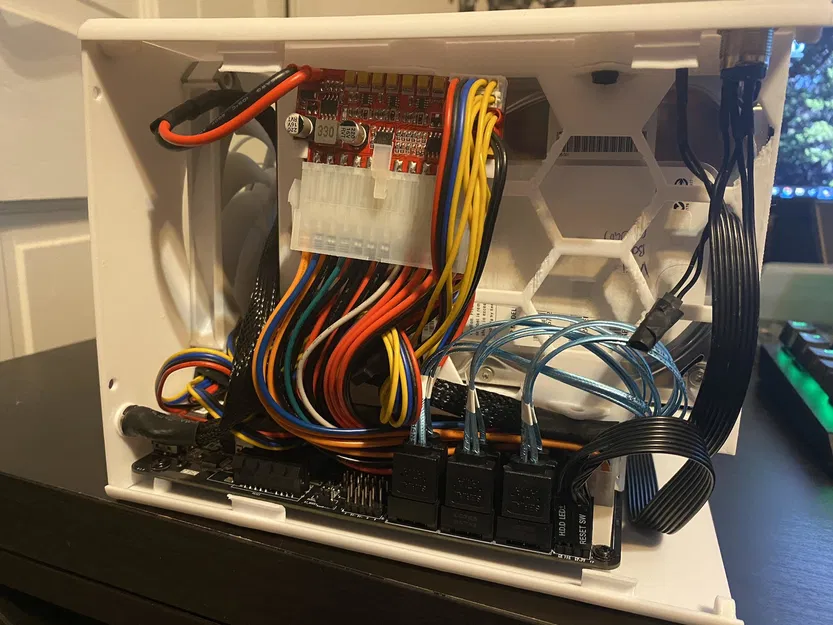 Zora: NAS Mini-ITX 5 khay - Image 4