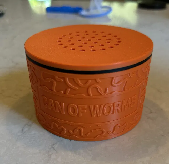 Hũ Đựng Giun Câu Cá (Can of Worms) - Image 4