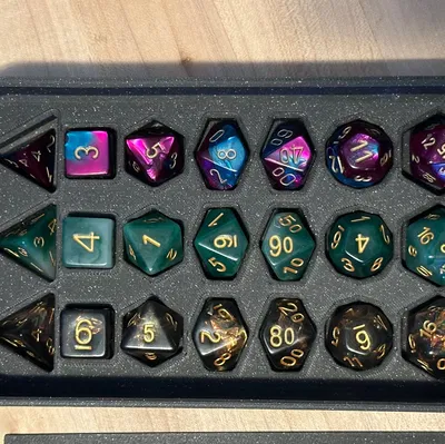 Hộp Đựng Xúc Xắc Xếp Chồng