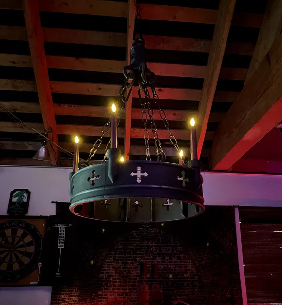 Đèn Chùm Phong Cách Gothic - Image 1