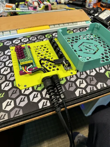 Backpack (BTT CEB và Bo mạch phân phối nguồn) & Nắp che quạt (5 & 6 Tool) cho bộ đổi tool changer - Image 4