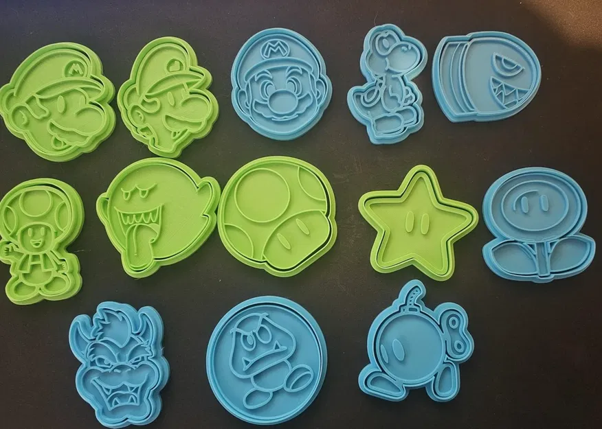 Bộ khuôn và dấu cắt bánh quy Mario, gồm 13 món - Image 1