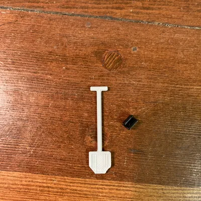 Xẻng Tỉ Lệ 1/24 Kèm Đế Gắn