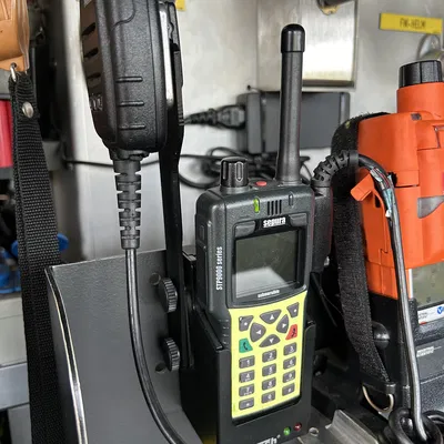 Giá đỡ Micro Sepura / WeTech STP8/9000 Cho Lính Cứu Hỏa