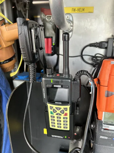 Giá đỡ Micro Sepura / WeTech STP8/9000 Cho Lính Cứu Hỏa - Image 3