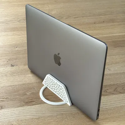 Chân đế Voronoi cho MacBook