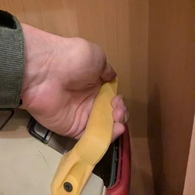 Tay Nắm Chắc Chắn