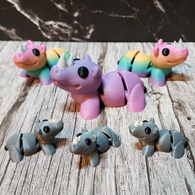 Mô Hình Tê Giác "The Rhino"