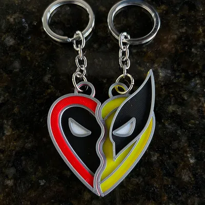 Móc Khóa Deadpool x Wolverine (Phiên Bản Không Dùng MMU)