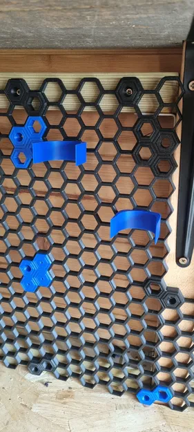 Kẹp Búa Cho Tường Lưới Tổ Ong - Image 4