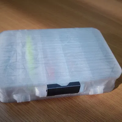 Hộp Đựng Mồi Cứng