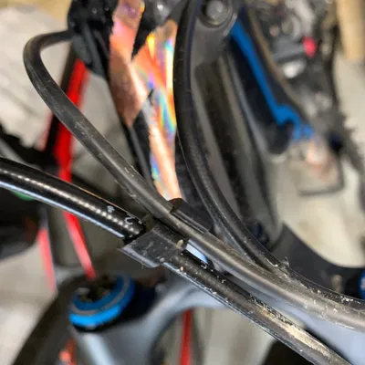 Kẹp Dây Xe Đạp