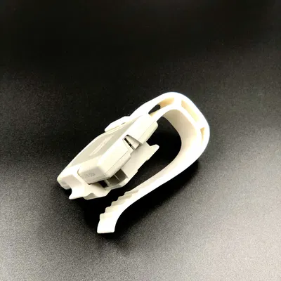 Đế Giữ Transponder Q Gắn Trên Kính Chắn Gió Xe Hơi Miễn Phí