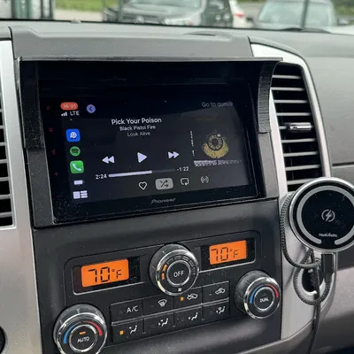 Mui Che Màn Hình Radio Xe Nissan Frontier