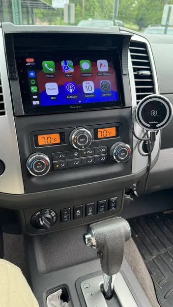 Mui Che Màn Hình Radio Xe Nissan Frontier - Image 3