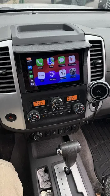 Mui Che Màn Hình Radio Xe Nissan Frontier - Image 4