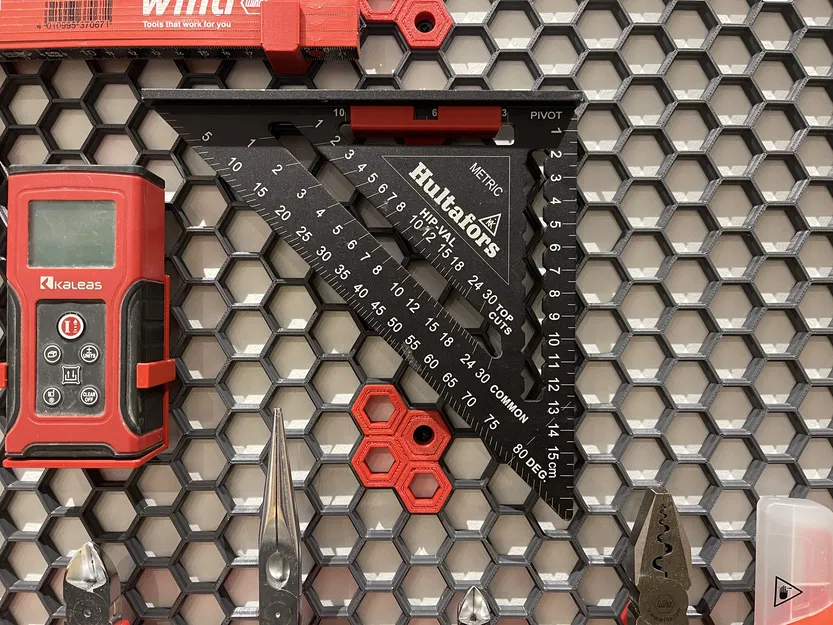 Khuôn Giữ Hultafors Magic Square Cho Tường Lưới Tổ Ong (HSW) - Image 1